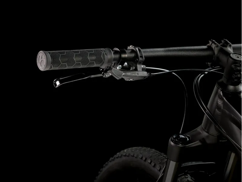 Trek Procaliber 6 Mountain Bike 2026 in Trek Black/Lithium Grey-10